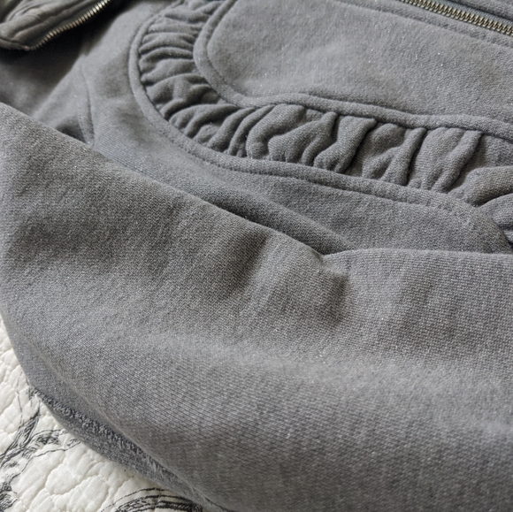 Lululemon grey sweater - Picture 2 of 5